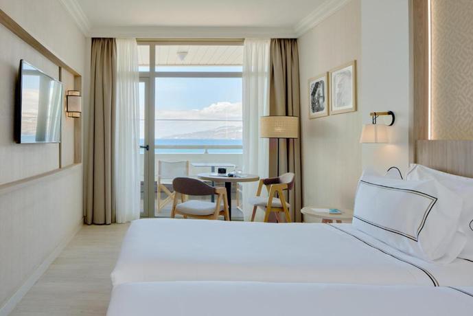 Imagen de la habitación del Hotel Meliá Costa Atlantis Tenerife. Foto 4