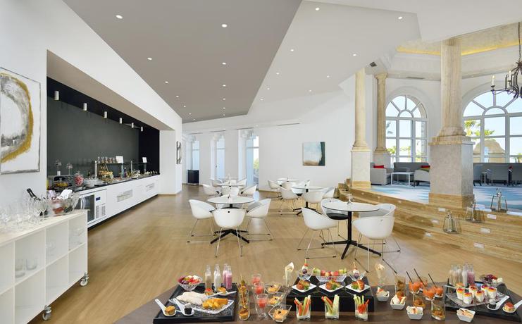 Imagen general del Hotel Meliá Isla Canela. Foto 6