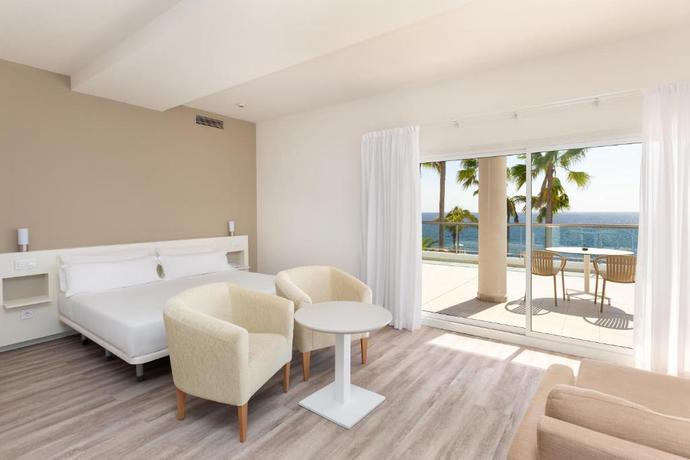 Imagen de la habitación del Hotel Meli&aacute; La Palma, Puerto Naos. Foto 4