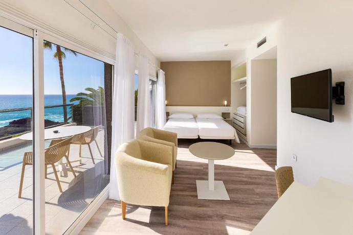 Imagen de la habitación del Hotel Meli&aacute; La Palma, Puerto Naos. Foto 5