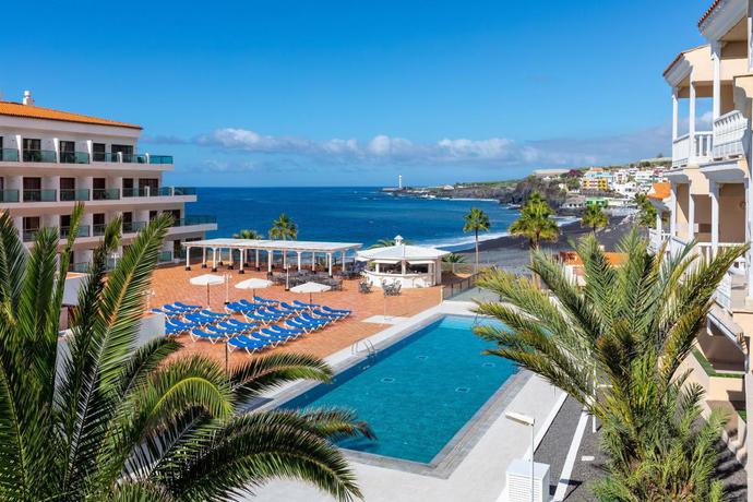 Imagen de los exteriores del Hotel Meli&aacute; La Palma, Puerto Naos. Foto 13