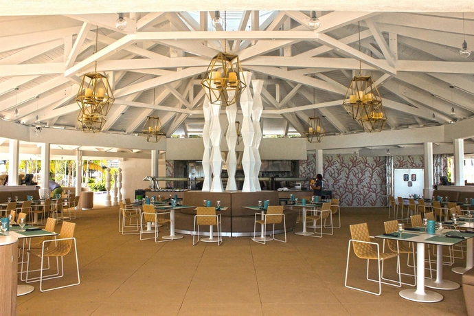 Imagen del bar/restaurante del Hotel Meliá Nassau Beach - All Inclusive. Foto 15