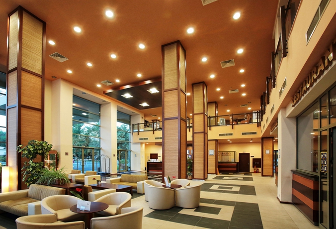 Imagen de los interiores del Hotel Meliá Sunny Beach Resort. Foto 9