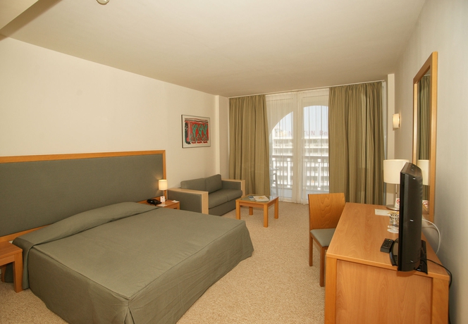 Imagen de la habitación del Hotel Meliá Sunny Beach Resort. Foto 7