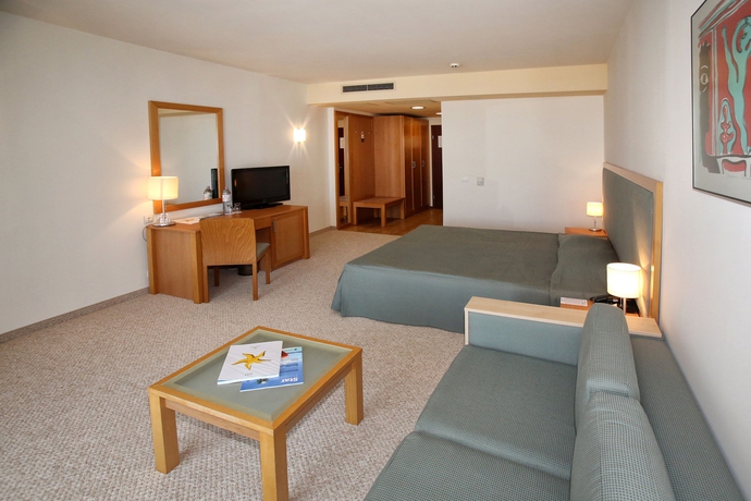 Imagen de los interiores del Hotel Meliá Sunny Beach Resort. Foto 12