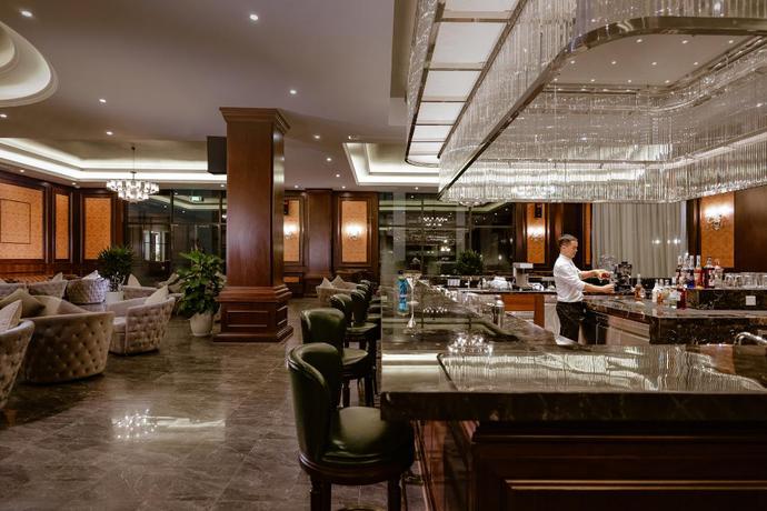 Imagen del bar/restaurante del Hotel Meliá Vinpearlhai Phongrivera. Foto 6