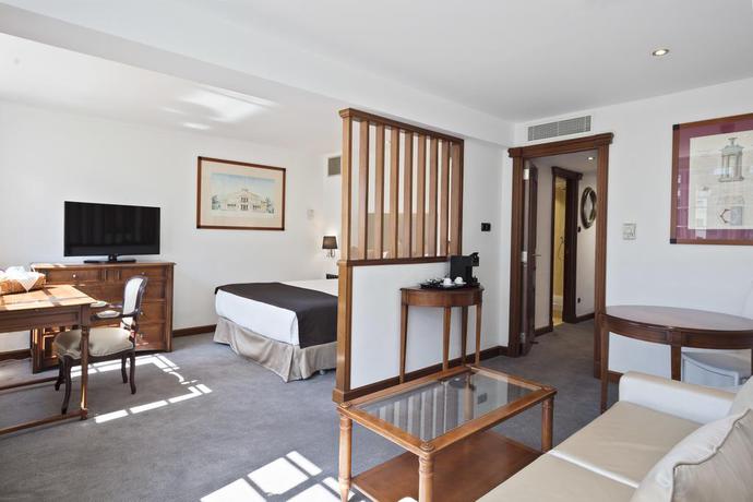 Imagen de la habitación del Hotel Meliá White House Apartments. Foto 8