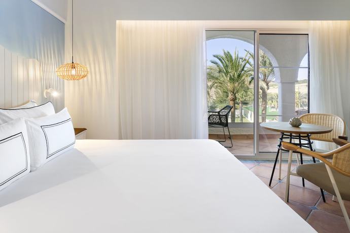 Imagen de la habitación del Hotel Meliá Zahara Resort & Villas. Foto 12