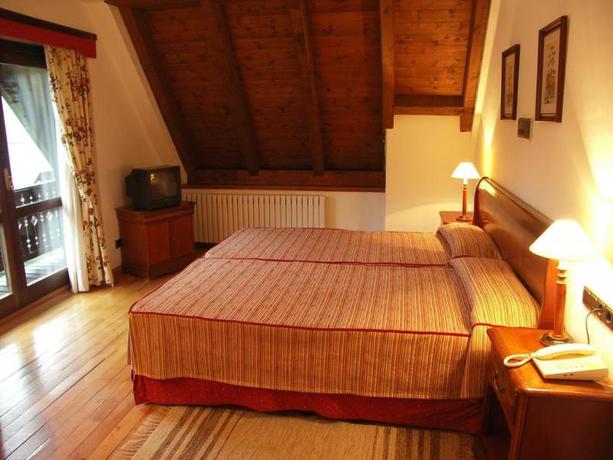Imagen de la habitación del Hotel Meliá de Tredós Baqueira. Foto 5