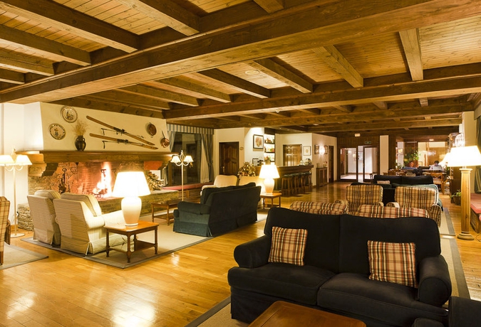 Imagen de los interiores del Hotel Meliá de Tredós Baqueira. Foto 7