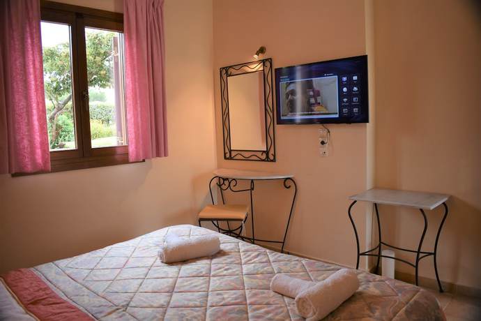 Imagen de la habitación del Hotel Melidron. Foto 7