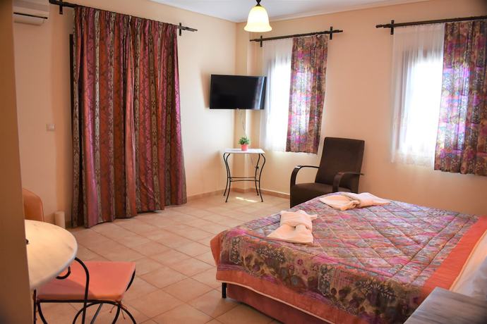 Imagen de la habitación del Hotel Melidron. Foto 9