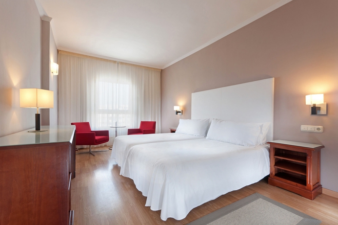 Imagen de la habitación del Hotel Melilla Puerto, Affiliated By Meliá. Foto 12