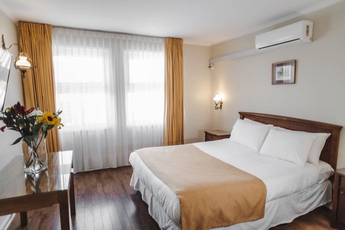 Imagen de la habitación del Hotel Melillanca. Foto 18