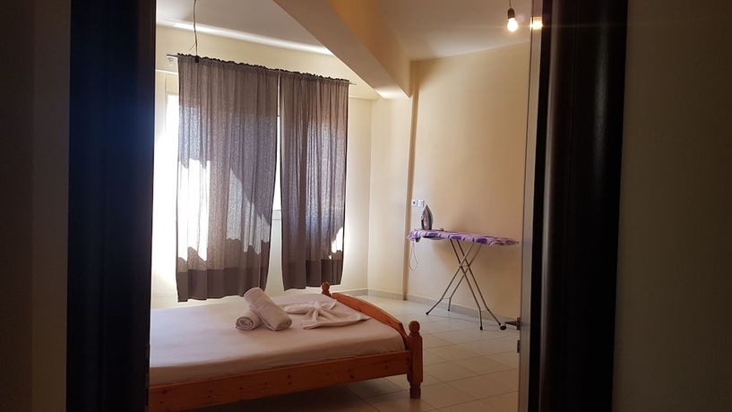 Imagen de la habitación del Hotel Melina Apartments, Gjasht&euml;. Foto 4