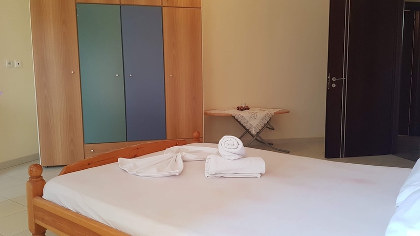 Imagen de la habitación del Hotel Melina Apartments, Gjasht&euml;. Foto 9