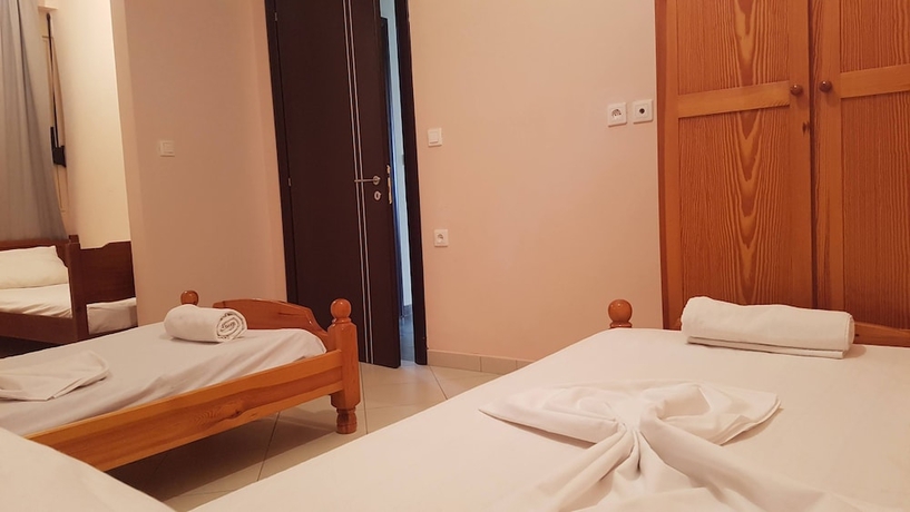 Imagen de la habitación del Hotel Melina Apartments, Gjasht&euml;. Foto 12