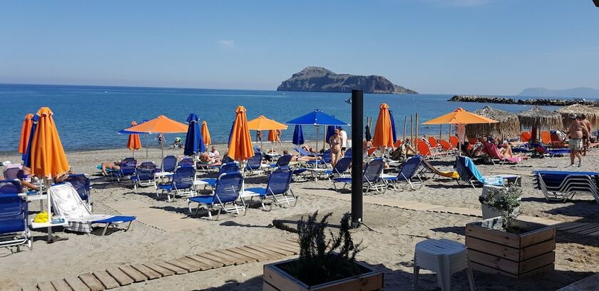 Imagen general del Hotel Melina Beach. Foto 13