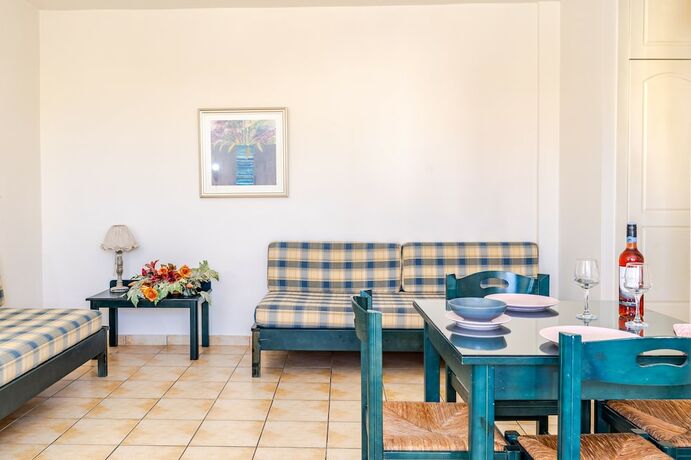 Imagen de la habitación del Hotel Melina Beach. Foto 20