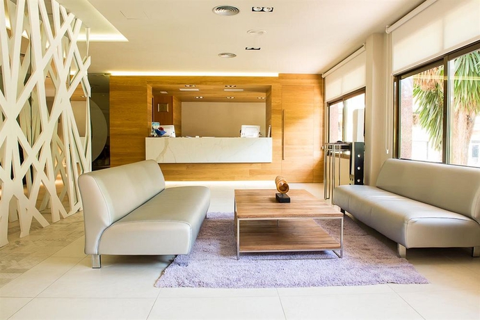 Imagen de los interiores del Hotel Melina, Benidorm Centro. Foto 9