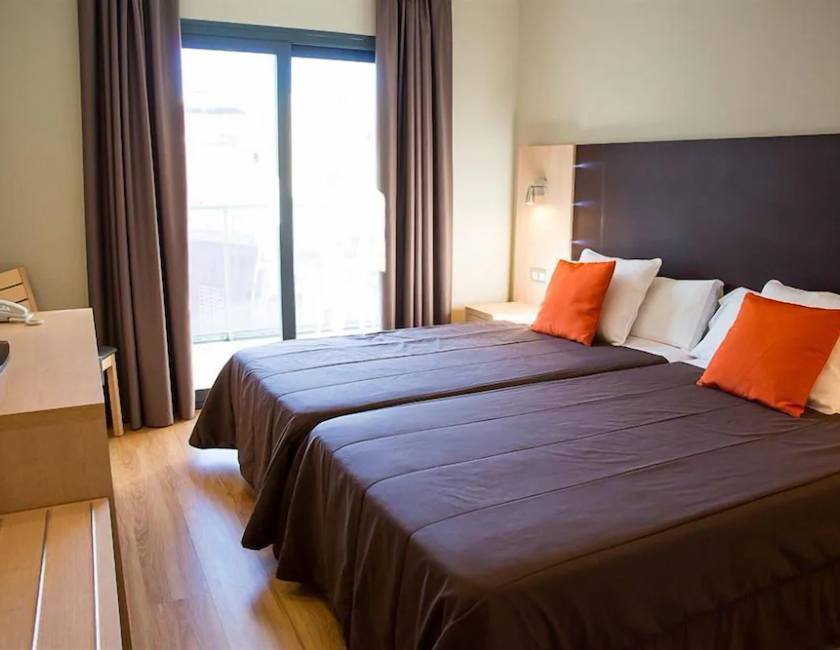 Imagen de la habitación del Hotel Melina, Benidorm Centro. Foto 10