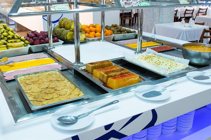 Imagen del bar/restaurante del Hotel Melina, Benidorm Centro. Foto 3