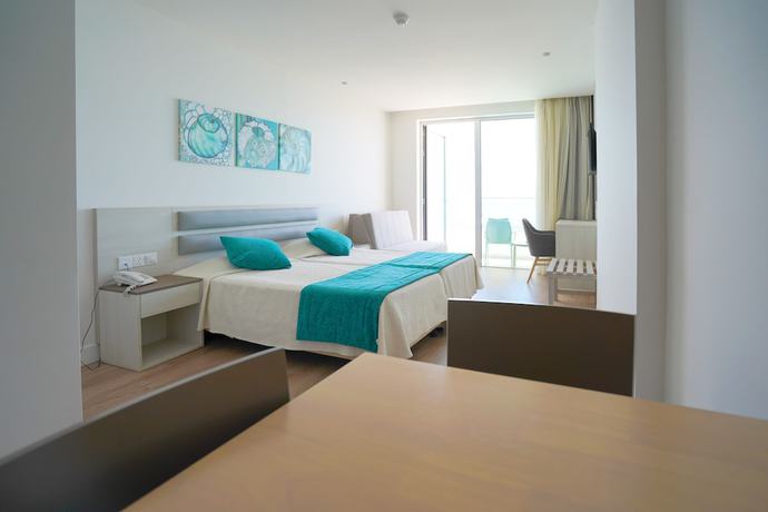 Imagen de la habitación del Hotel Melini Suites. Foto 6