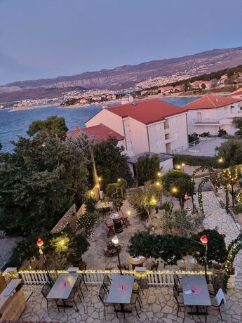 Imagen general del Hotel Meliores Rooms and Restaurant. Foto 11