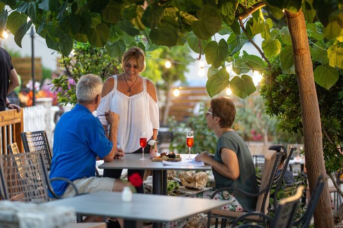 Imagen general del Hotel Meliores Rooms and Restaurant. Foto 13