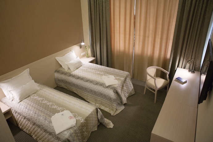 Imagen de la habitación del Hotel Meliot Spa. Foto 6