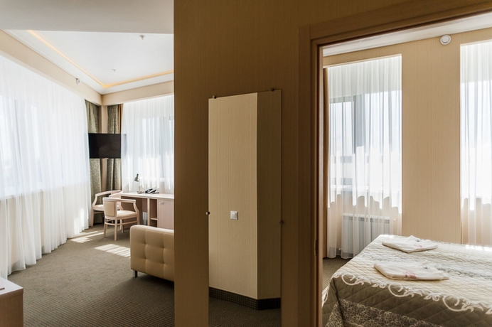 Imagen de la habitación del Hotel Meliot Spa. Foto 8