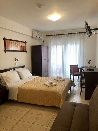 Imagen de la habitación del Hotel Melis Studios. Foto 13