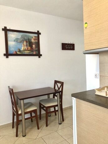 Imagen de la habitación del Hotel Melis Studios. Foto 17