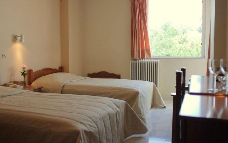 Imagen de la habitación del Hotel Melissa II, Eleusis. Foto 5