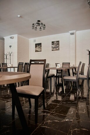 Imagen del bar/restaurante del Hotel Melissa, Stavropol. Foto 11