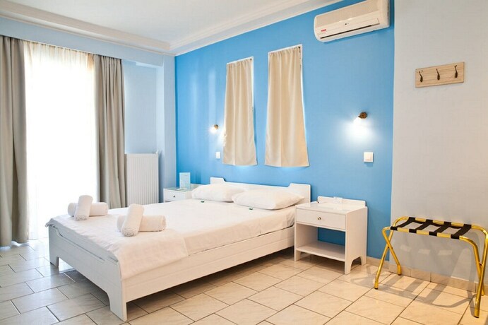 Imagen de la habitación del Hotel Melissanthi. Foto 15