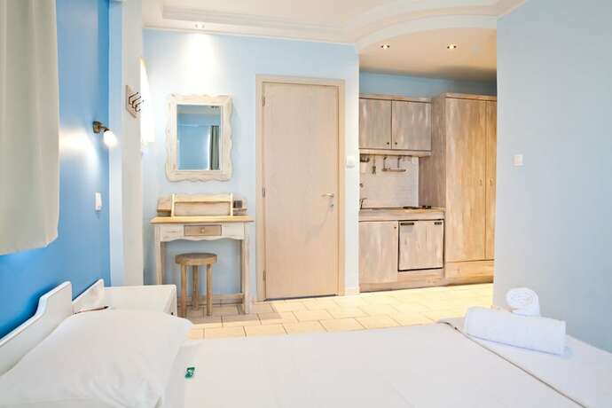 Imagen de la habitación del Hotel Melissanthi. Foto 16