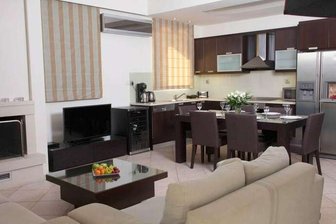 Imagen general del Hotel Melitini in Souda With 7 Bedrooms and 6 Bathrooms. Foto 11