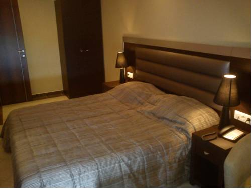 Imagen de la habitación del Hotel Meliton Inn & Suites. Foto 5