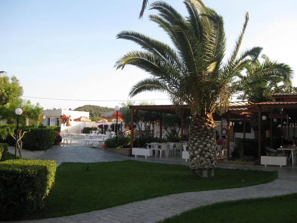 Imagen de los exteriores del Hotel Meliton, Rodas. Foto 8