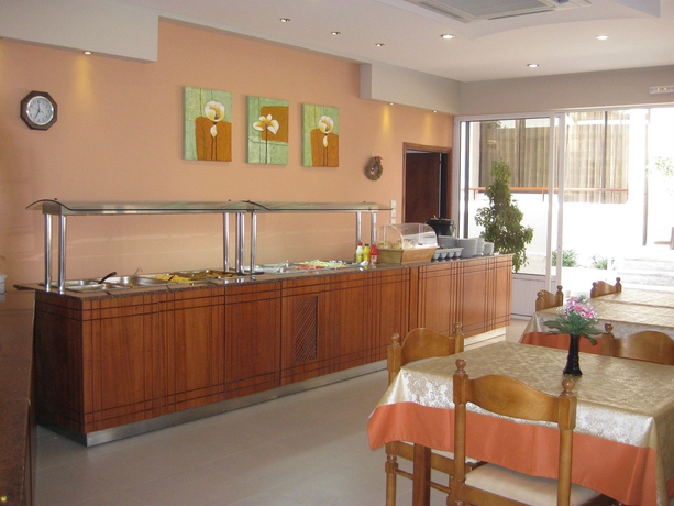 Imagen del bar/restaurante del Hotel Meliton, Rodas. Foto 3