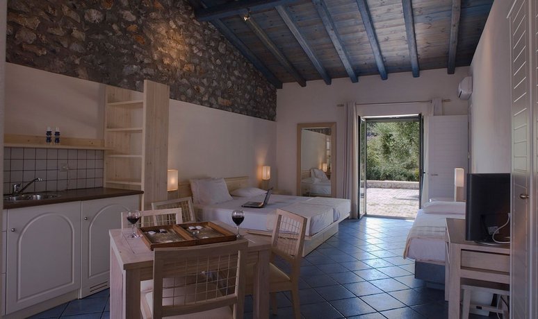 Imagen de la habitación del Hotel Melitsina Village. Foto 7