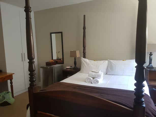 Imagen de la habitación del Hotel Melkbosch Guesthouse. Foto 5