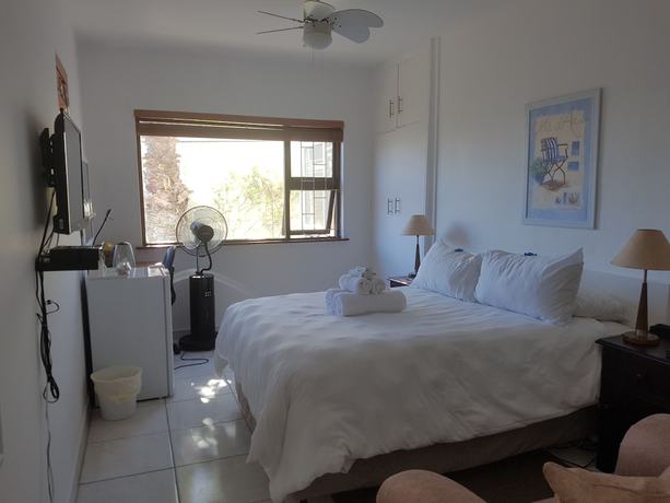 Imagen de la habitación del Hotel Melkbosch Guesthouse. Foto 9