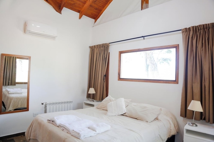 Imagen de la habitación del Hotel Mell Mell en la Sierra. Foto 4