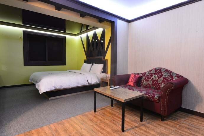 Imagen de la habitación del Hotel Mellow. Foto 10