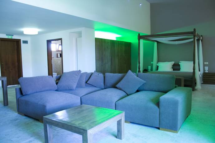 Imagen de la habitación del Hotel Mellow, Pismenovo. Foto 17
