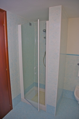 Imagen de la habitación del Hotel Melody. Foto 3