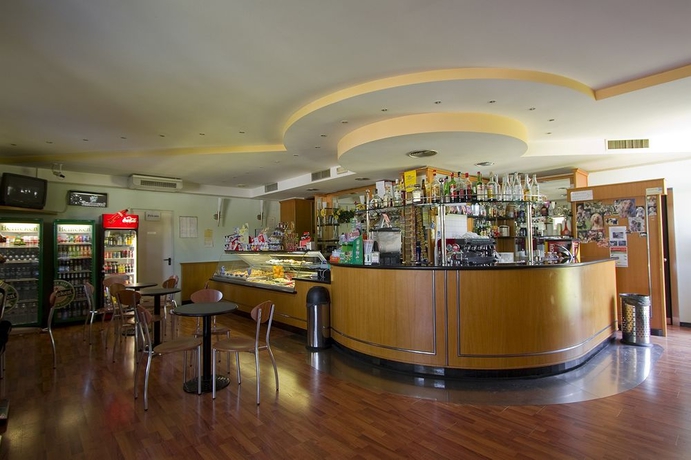 Imagen del bar/restaurante del Hotel Melody. Foto 2