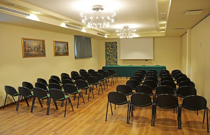 Imagen de los interiores del Hotel Melody. Foto 8